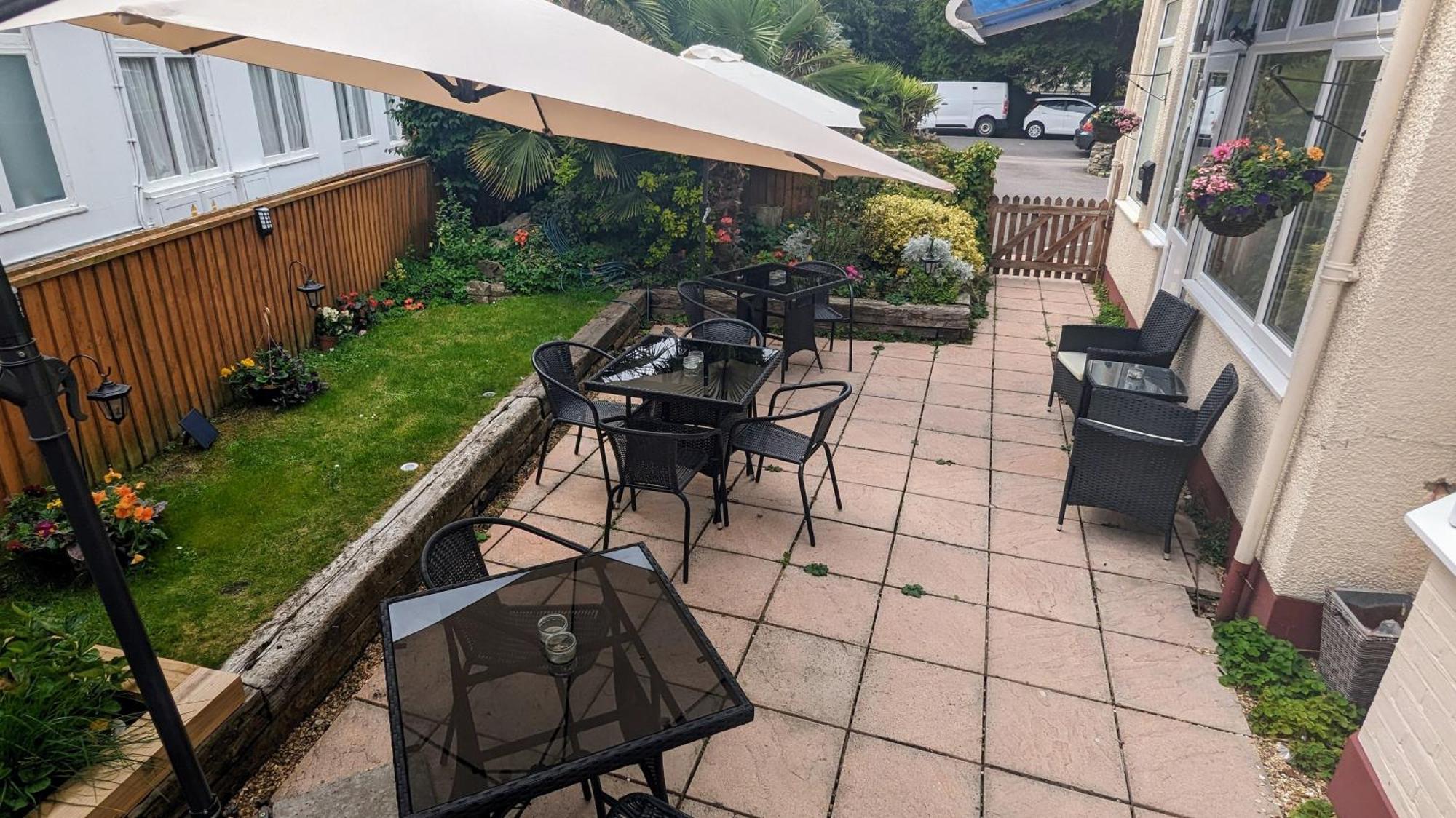 Cecil Court Hotel Bournemouth Bagian luar foto