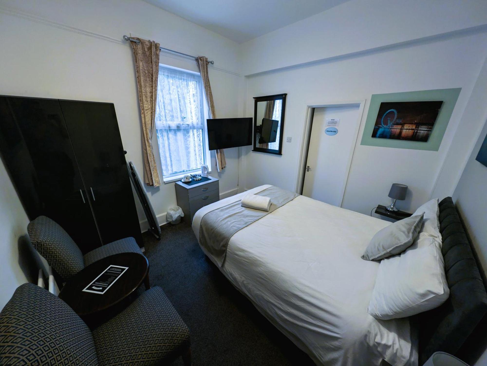 Cecil Court Hotel Bournemouth Bagian luar foto